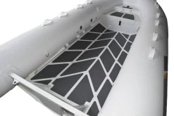 ZAR Mini RIB 13 DL PVC 17 ZAR Mini RIB 13 DL PVC -Professionelle Bootsausrüstung 2019 05 24 13.42.15