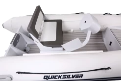 Quicksilver FCT725 1 Personen-Pilotkonsole Weiß 7 Quicksilver FCT725 1 Personen-Pilotkonsole Weiß -Professionelle Bootsausrüstung Quicksilver Inflatable 1 person console white 5