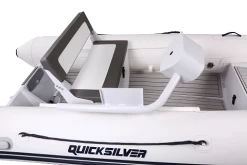 Quicksilver FCT880 2 Personen-Pilotkonsole Weiß 6 Quicksilver FCT880 2 Personen-Pilotkonsole Weiß -Professionelle Bootsausrüstung Quicksilver Inflatable 2 persons console white 1.png